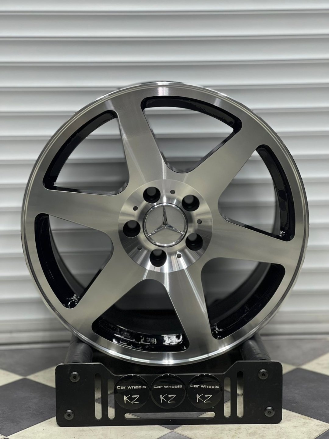 Mercedes-Benz Wolf-111 8x17/5x112 D66.6 ET35 4 диска черный, серебристый купить,635000