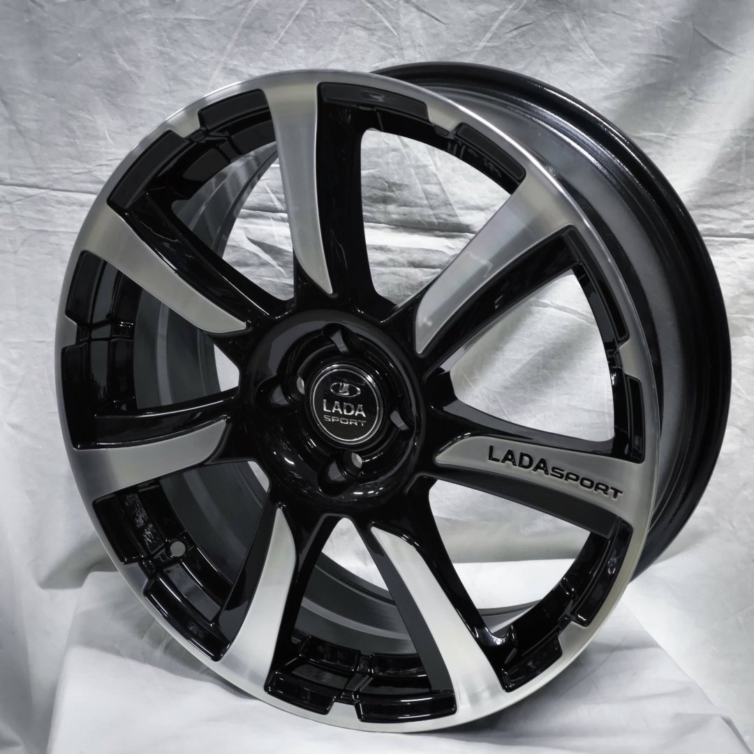 Luistone 335 7x17/4x98 D58.6 ET33 4 диска черный, серебристый купить,NaN