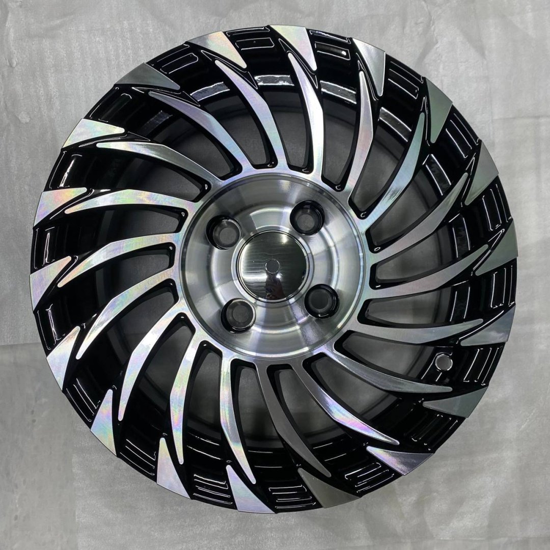 DIVAD 144136 5.5x14/4x100 D73.1 ET30 4 диска черный, серебристый купить,364000