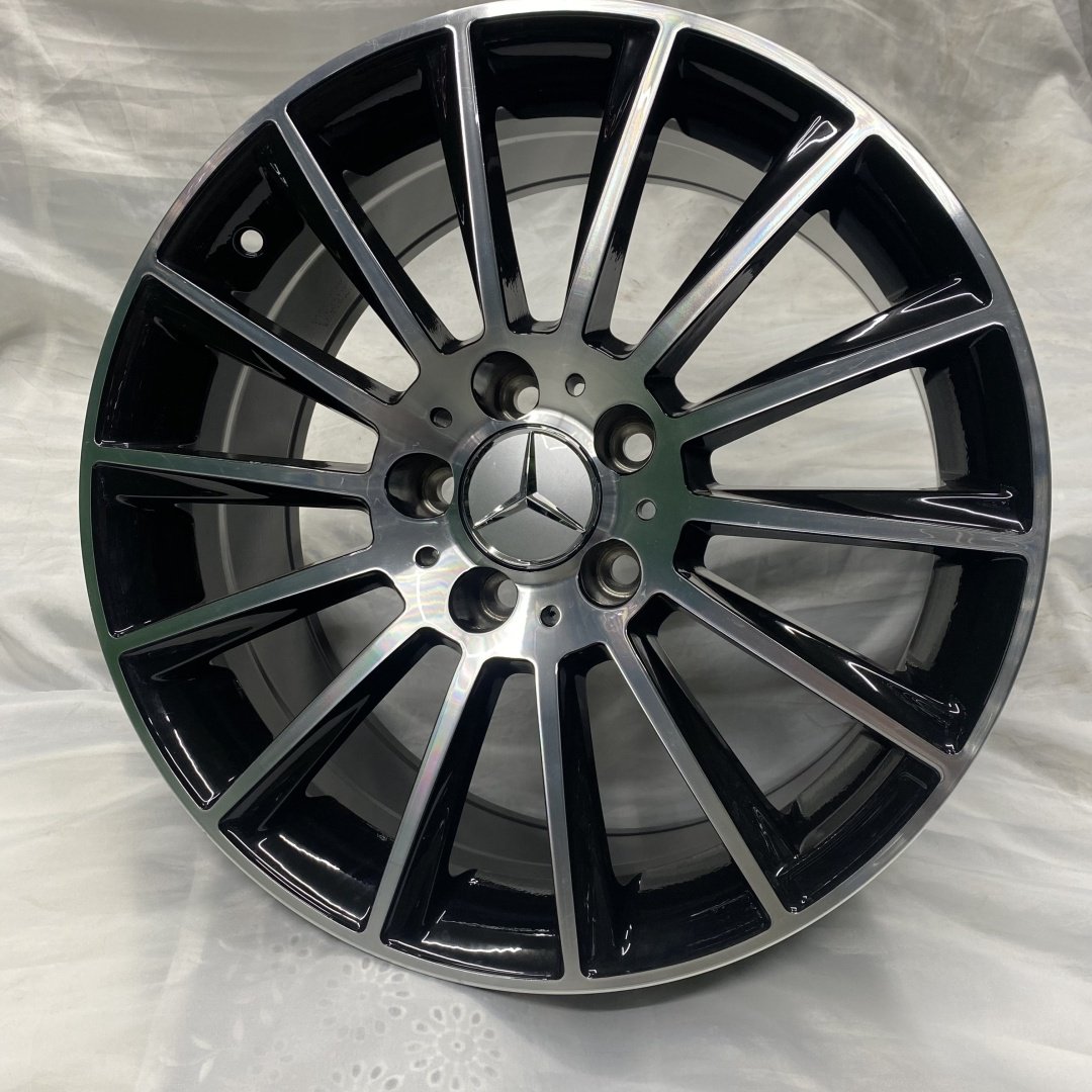 DIVAD BK836 8x17/5x112 D66.6 ET35 4 диска черный, серебристый купить,495000