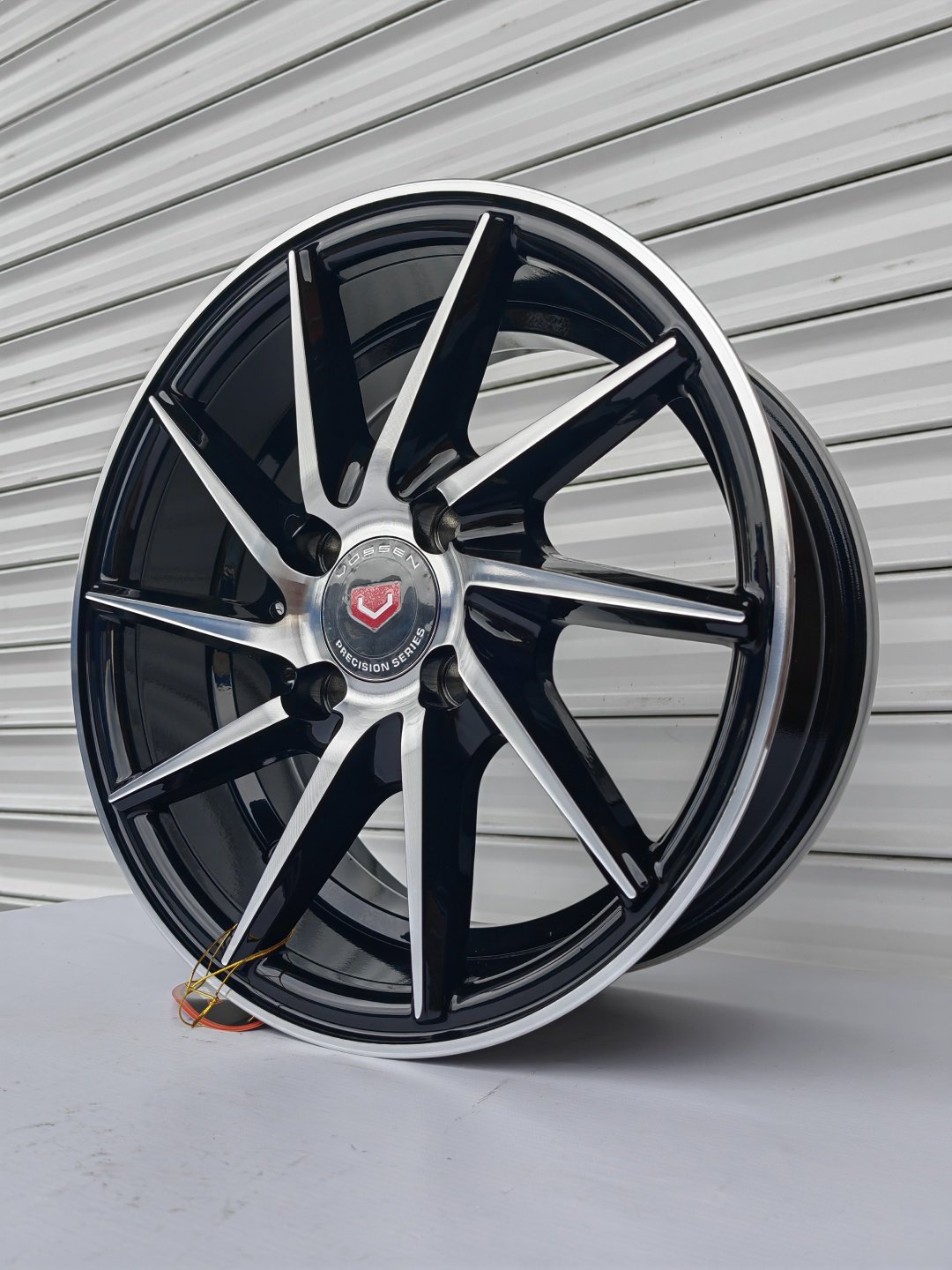 RNO 885 6x14/4x100 D67.1 ET35 4 диска черный, серебристый купить,310000