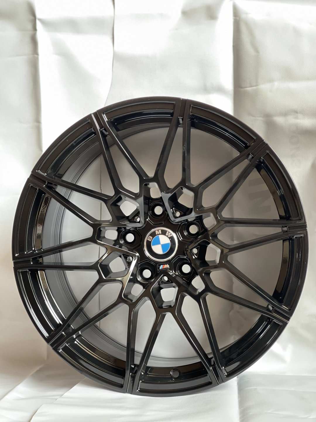 002 8/9x18/5x112 D66.6 ET30.35 4 диска черный купить,NaN