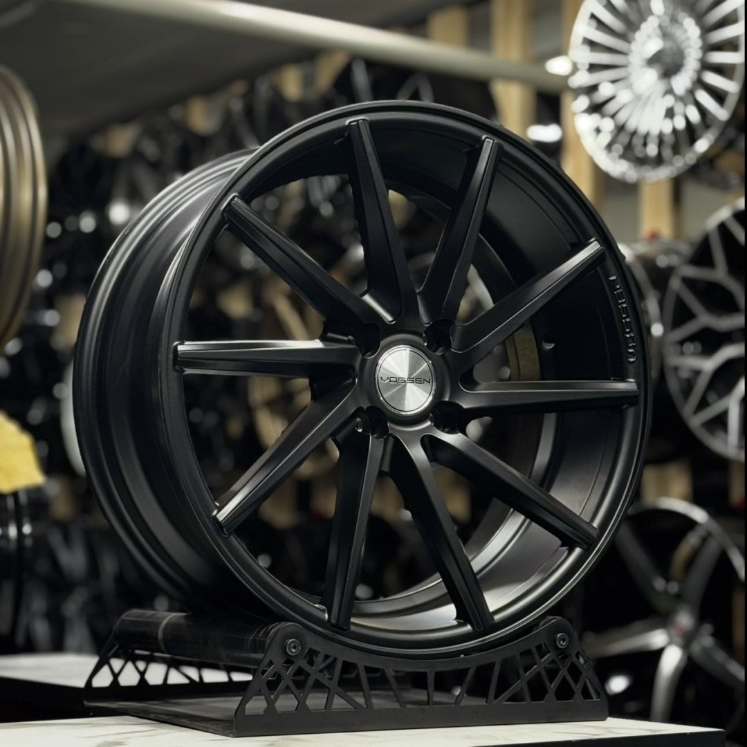 RNO Вертушки 175 7.5x17/4x100 D60.1 ET35 4 диска черный матовый купить,NaN