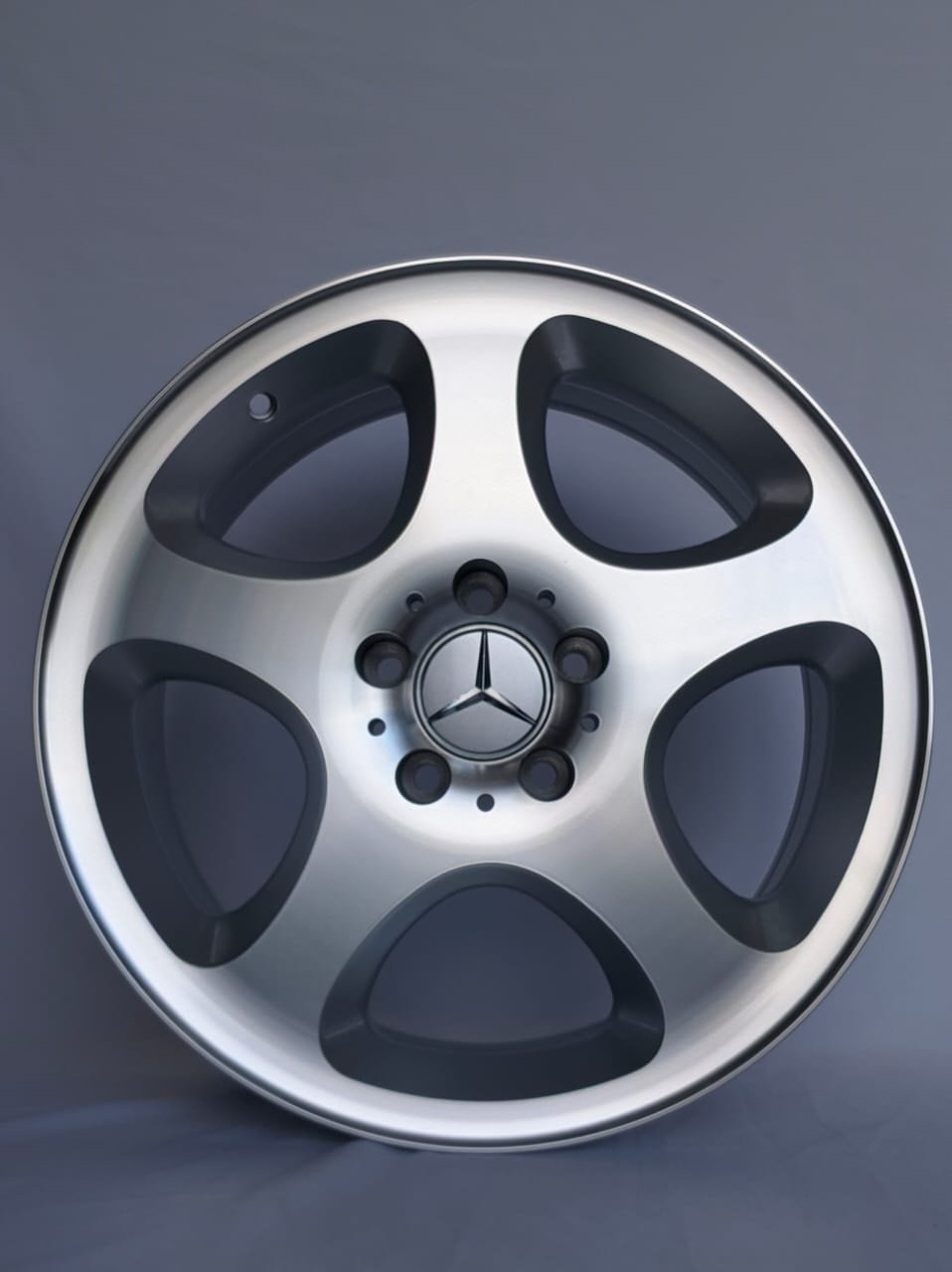 RS 388 8x17/5x112 D66.6 ET37 4 диска черный купить,NaN