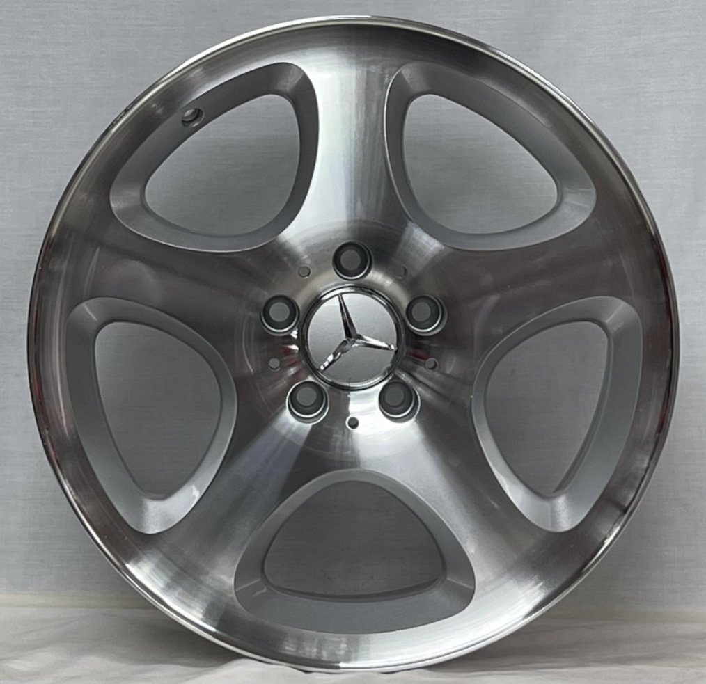 RS RS165 8x17/5x112 D5.112 ET35 4 диска серебристый купить,480000