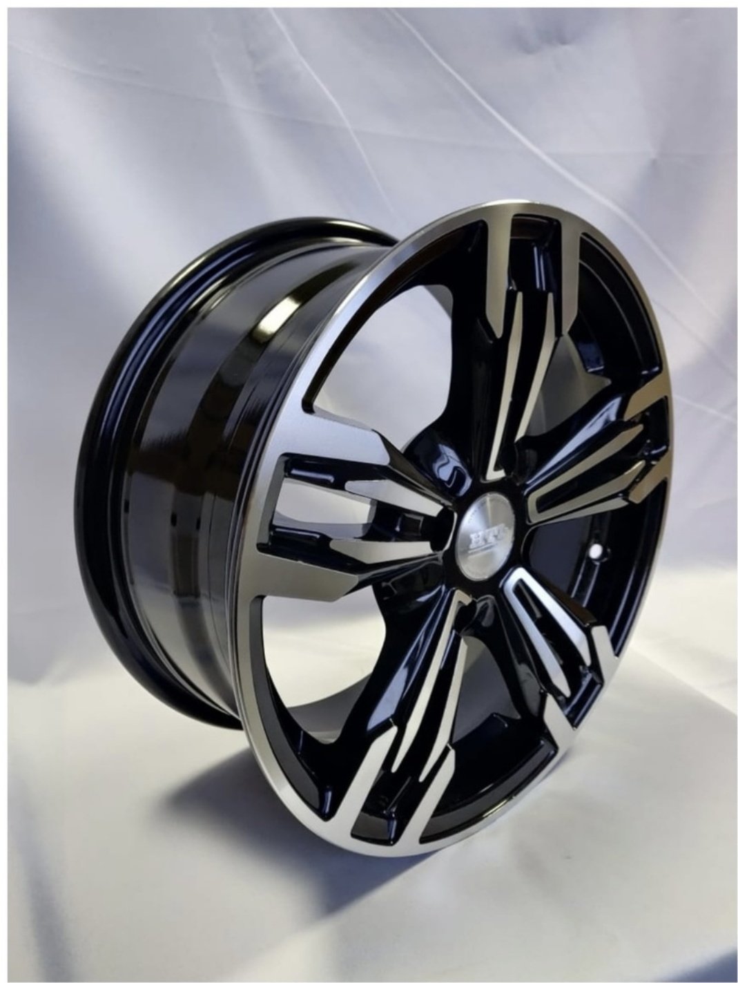 Top Grade 1052 6x14/4x108 D67.1 ET35 4 диска черный, серебристый купить,400000