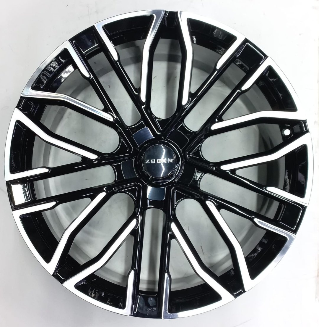 Zeekr 6061 9.5x22/5x108 D63.4 ET35 4 диска черный, серебристый купить,1600000