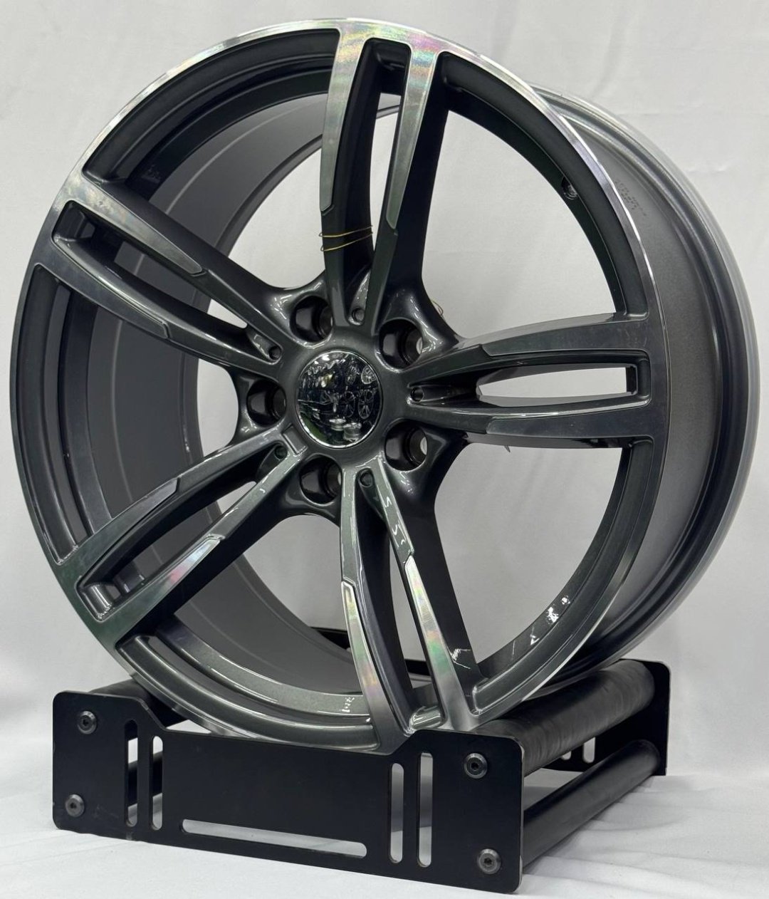 Wheels 855 8.5x18/5x120 D74.1 ET20 4 диска серебристый, графит купить,800000