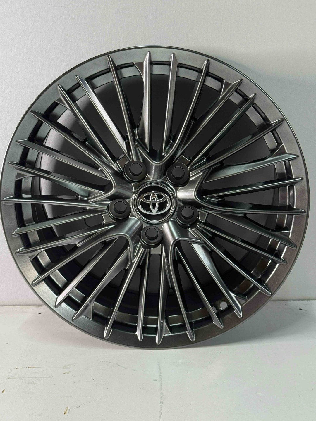 Toyota 429-8 8x18/5x114.3 D60.1 ET45 4 диска графит купить,NaN