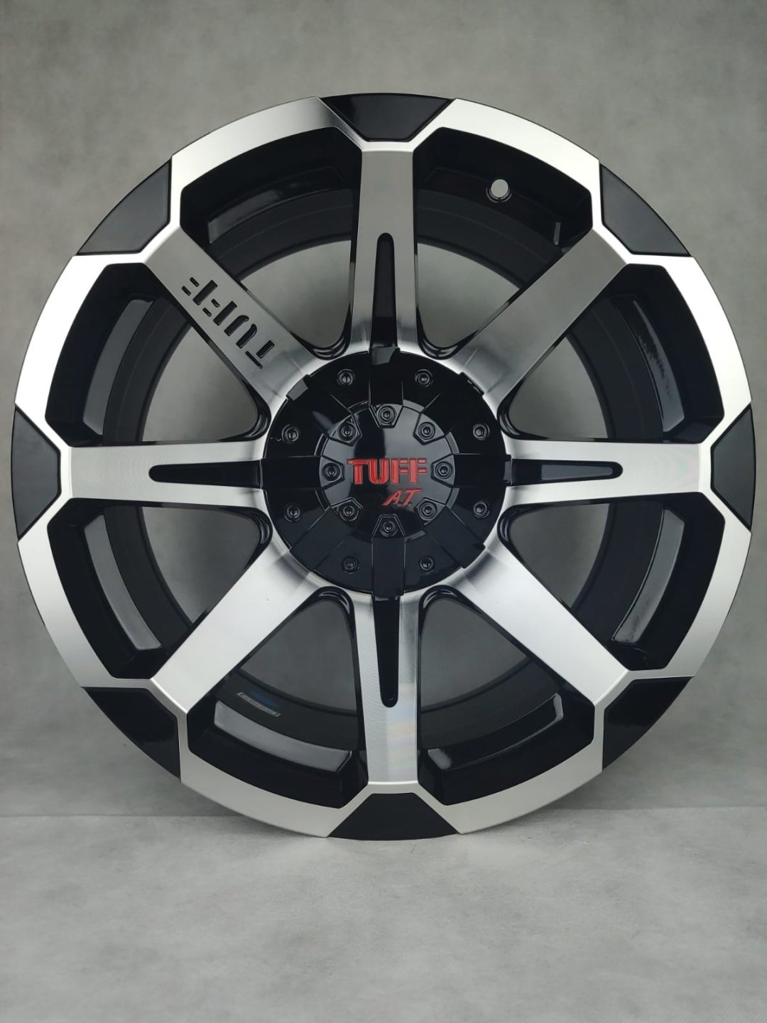 TUFF 10309 8x17/6x139.7 D110 ET0 4 диска черный, серебристый купить,590000