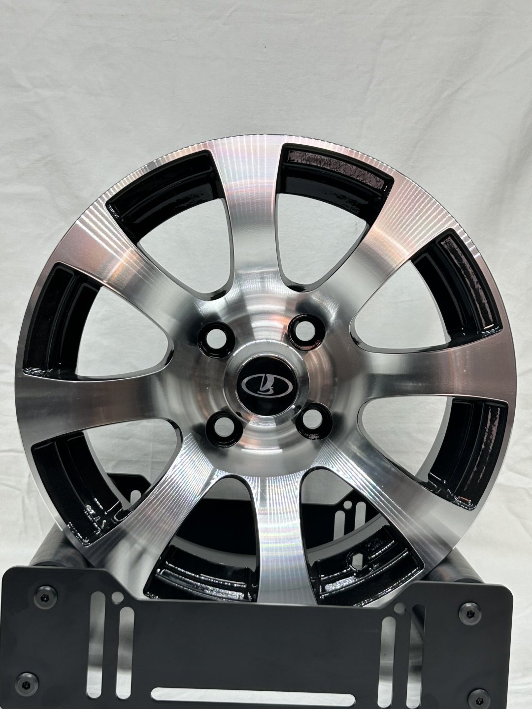 LKN Lkn515 5.5x13/4x98 D58.6 ET10 4 диска черный, серебристый купить,290000