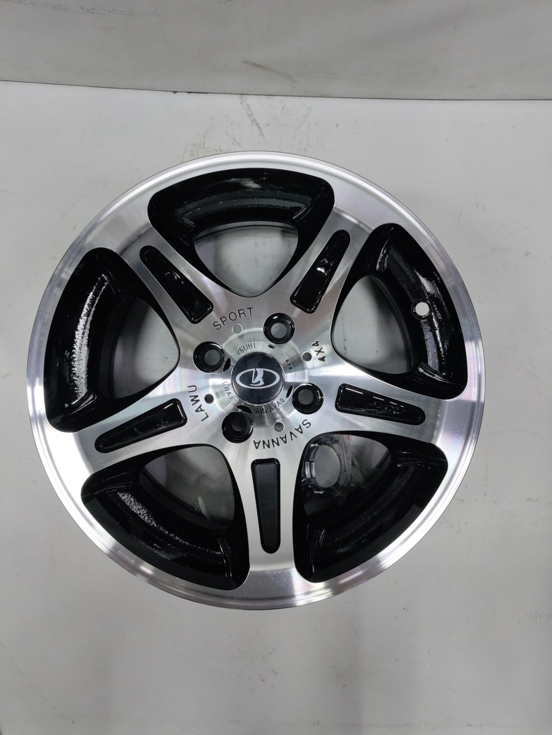 LKN Lkn23456 6x13/4x98 D58.6 ET10 4 диска черный, серебристый купить,NaN