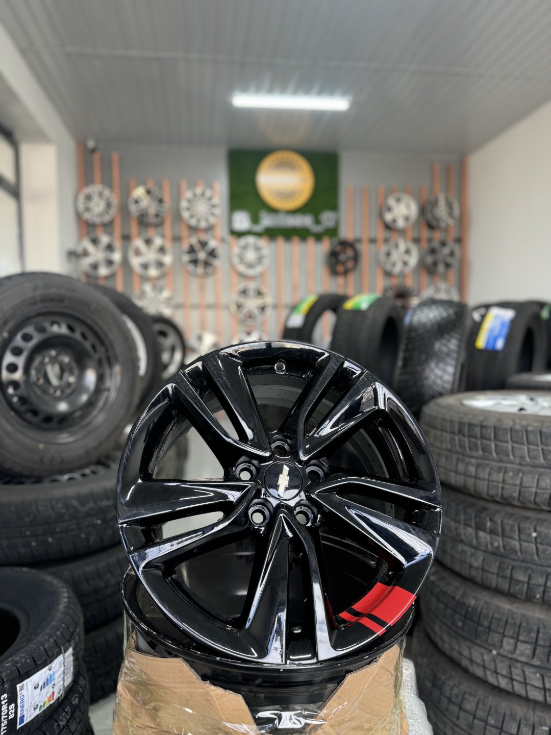 Chevrolet Monza Red Line 7x16/5x105 D56.6 ET41 4 диска черный купить,NaN