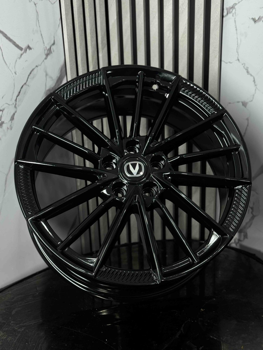 Changan uni-v 246 8x19/5x114.3 D60.1 ET46 4 диска черный - ForteMarket Changan uni-v 246 8x19/5x114.3 D60.1 ET46 4 диска черный купить,740000
