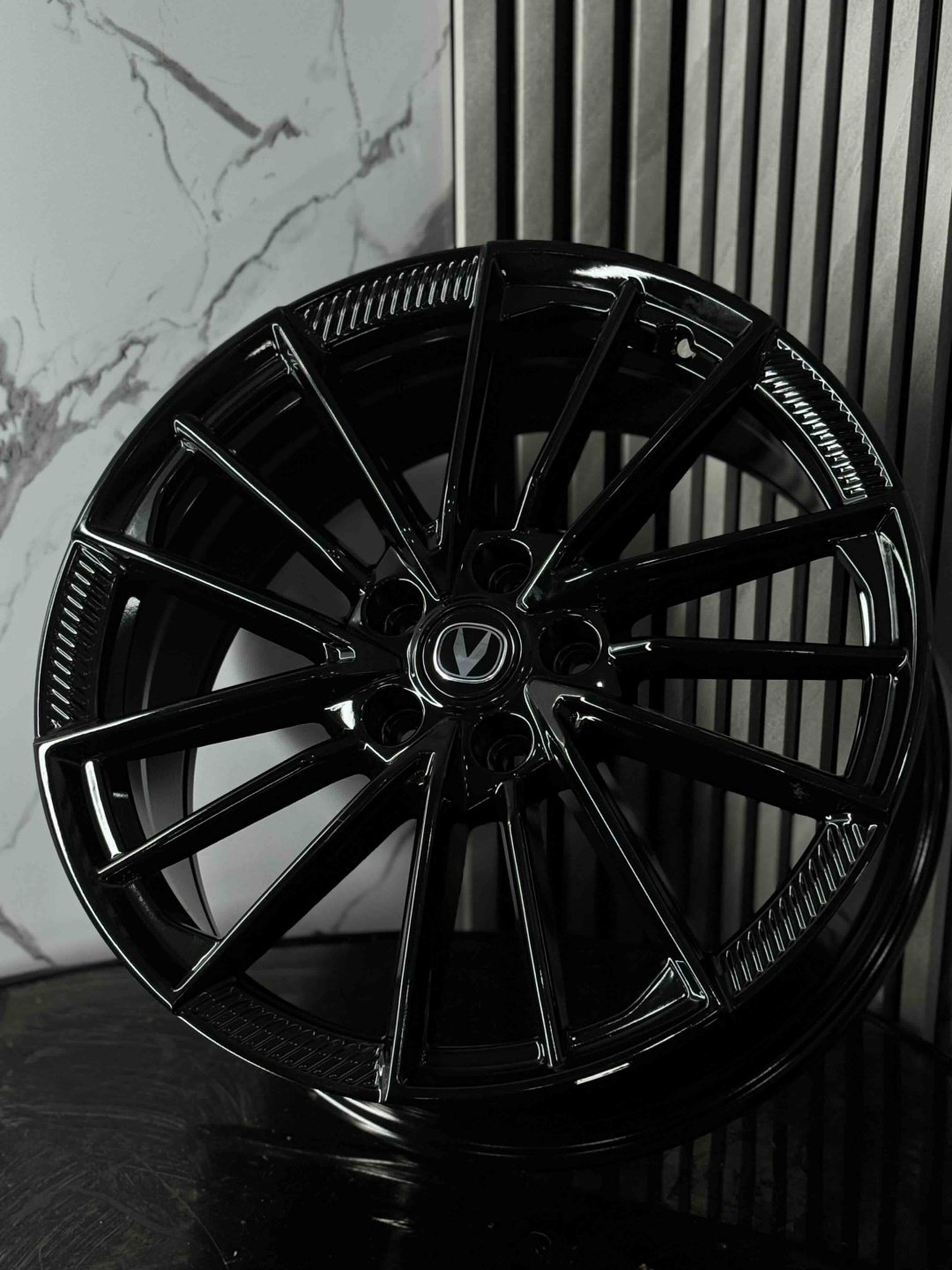 Changan uni-v 246 8x19/5x114.3 D60.1 ET46 4 диска черный - ForteMarket Changan uni-v 246 8x19/5x114.3 D60.1 ET46 4 диска черный купить,740000
