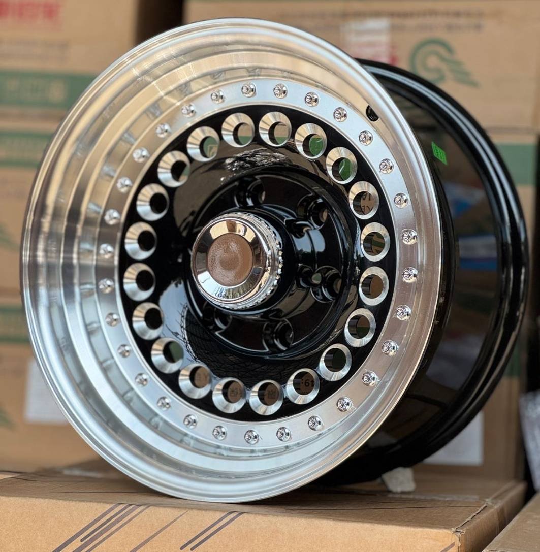 Off-Road Wheels 57 8x16/6x139.7 D110.1 ET-20 4 диска черный, серебристый