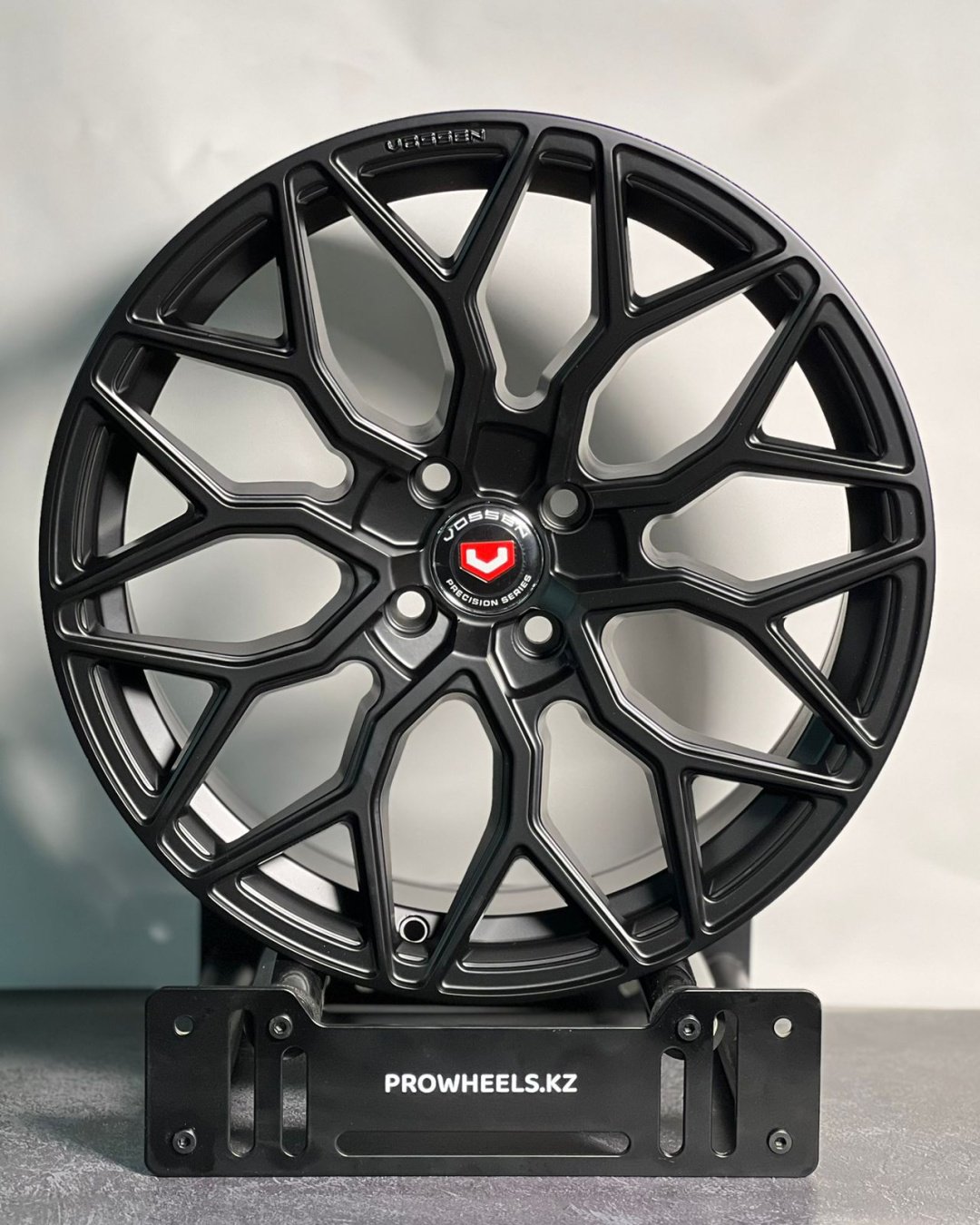Pro Wheels HRE 7.5x17/4x100 D67.1 ET35 4 диска черный