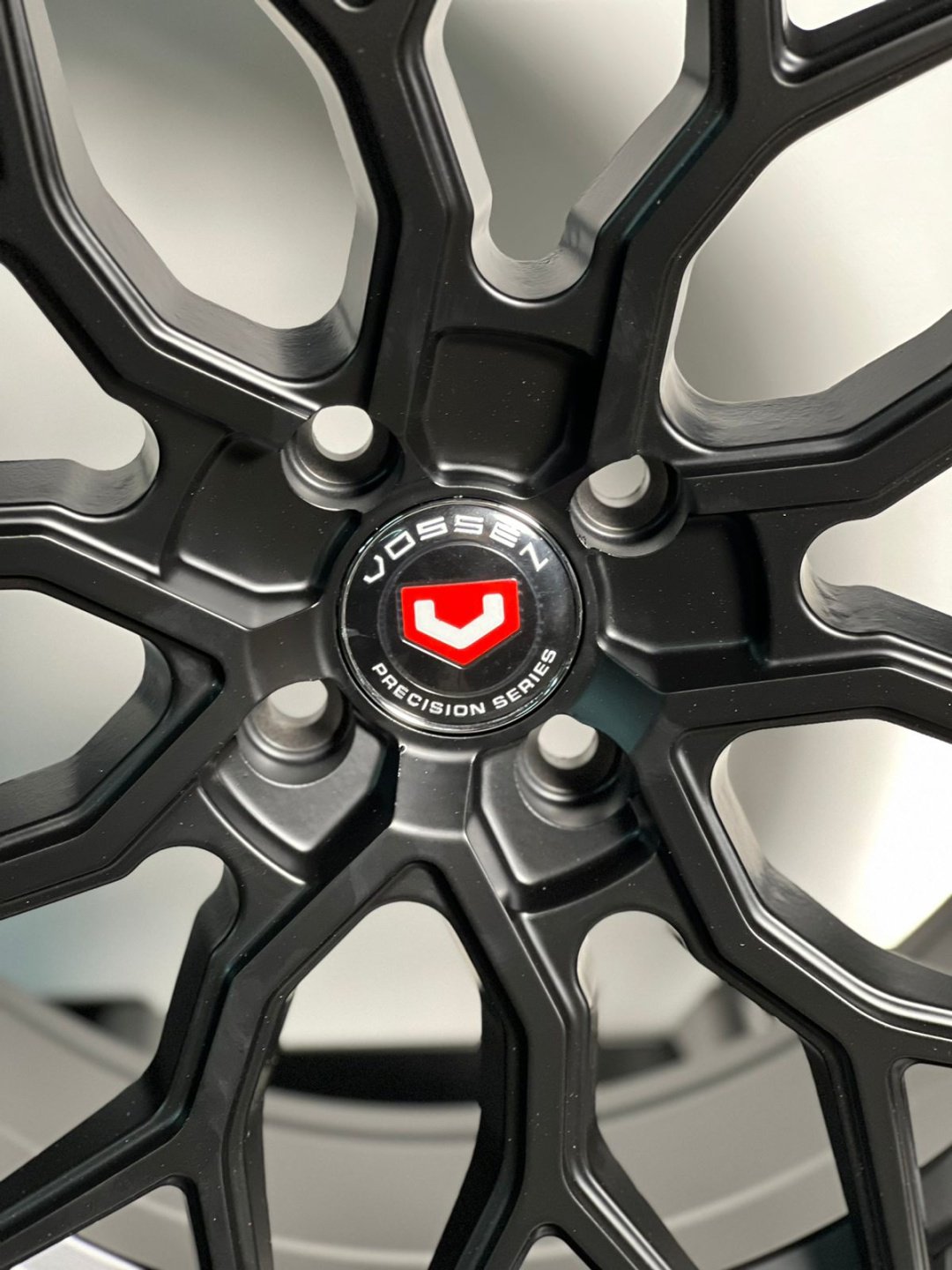 Pro Wheels HRE 7.5x17/4x100 D67.1 ET35 4 диска черный