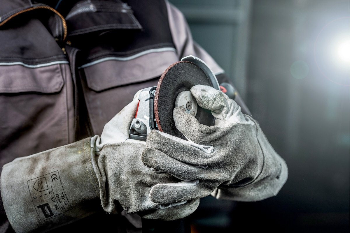 Шлифмашина угловая Metabo WEV 17-125 Quick - ForteMarket Шлифмашина угловая Metabo WEV 17-125 Quick купить,0