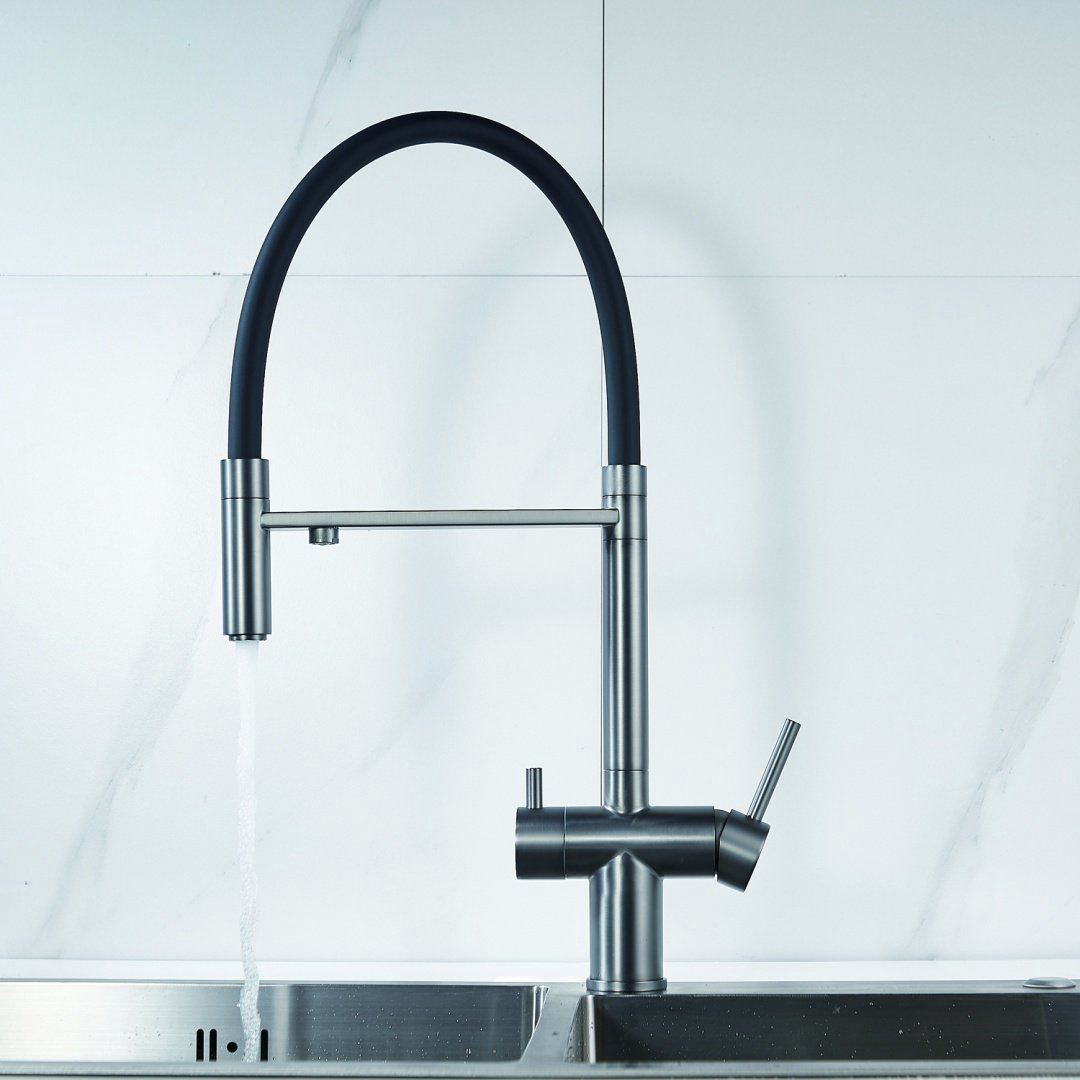 Смеситель с гибким изливом Shevanik S178T, латунь, цвет черный купить,NaN