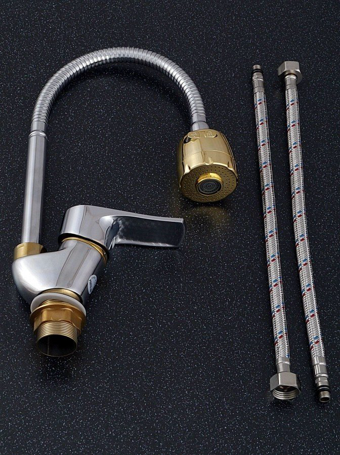 Смеситель с гибким изливом Potato P5832-4N, цинк, цвет хром купить,30300