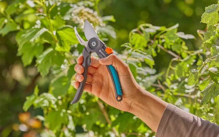 Секатор GARDENA 12241-20 PremiumCut - ForteMarket Секатор GARDENA 12241-20 PremiumCut купить,0