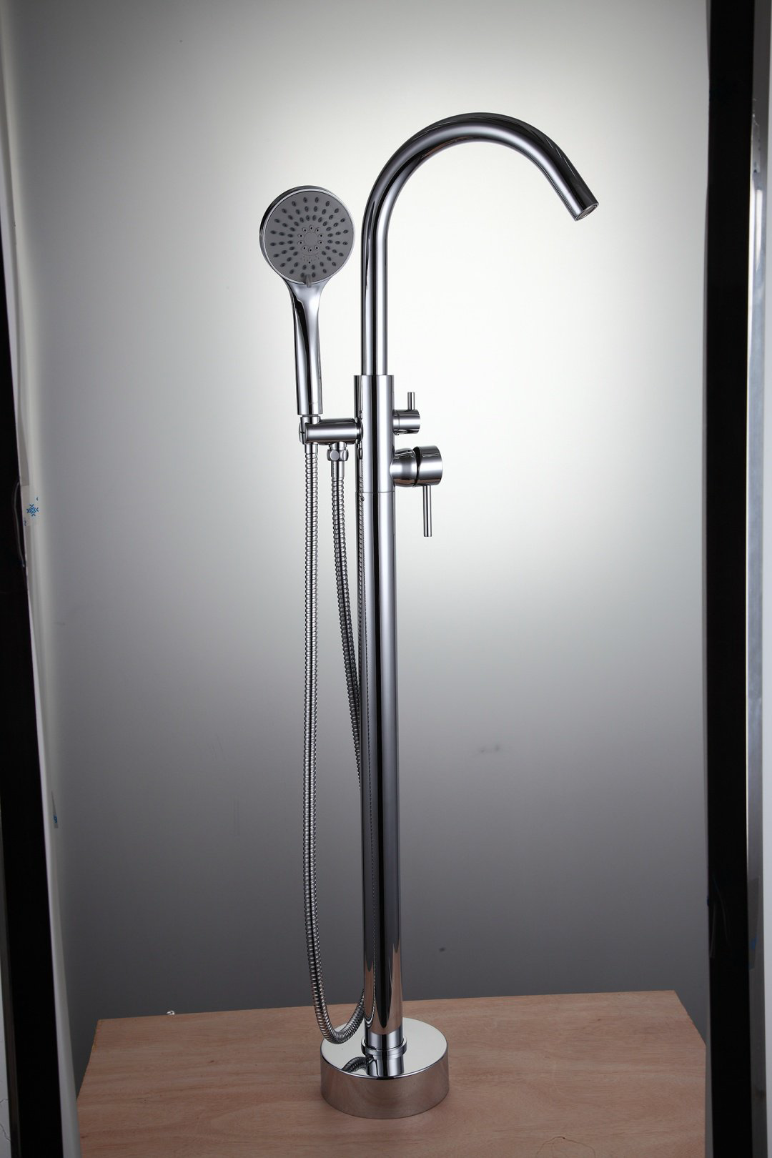Смеситель для ванны Gappo G3098, латунь, цвет хром купить,139700