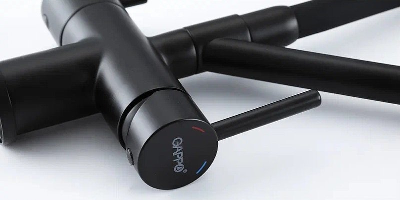 Смеситель с гибким изливом Gappo G4398-86, латунь, цвет черный купить,NaN