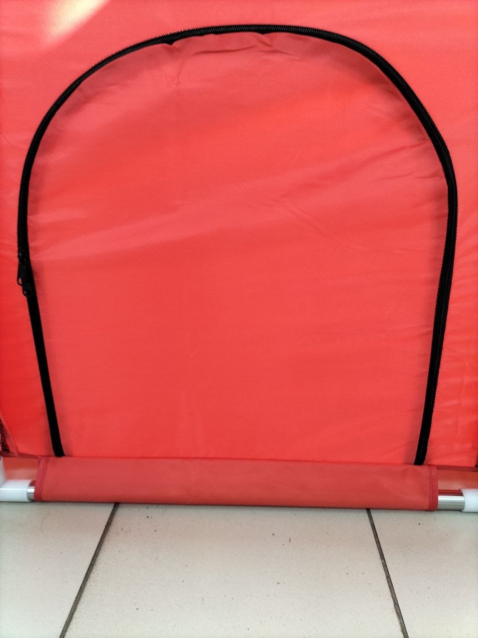 Игровой манеж 235x129x66 см, красный