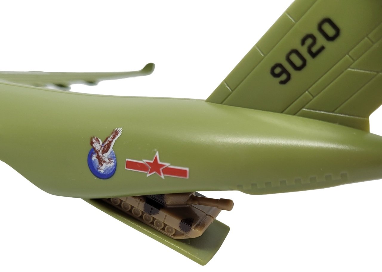 Самолет Die-Cast C-17 Loadmasters зеленый