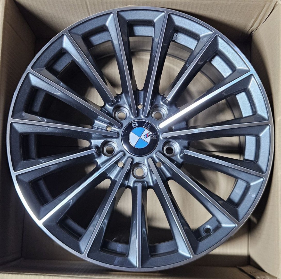 Fonyee H3241F 8x17/5x120 D72.6 ET25 4 диска графит купить,NaN