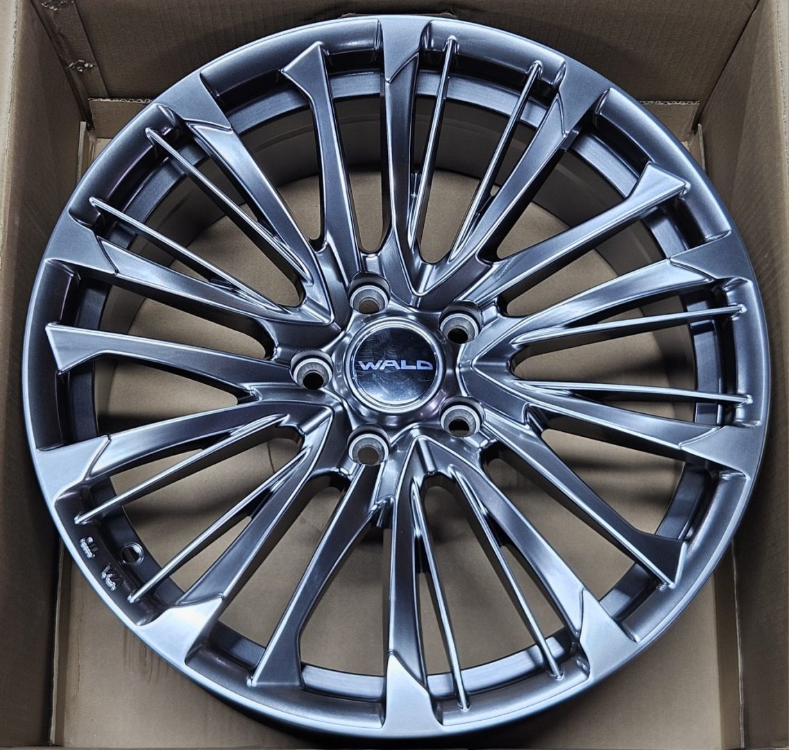 Fonyee FF580 8x18/5x114.3 D73.1 ET35 4 диска серебристый купить,NaN