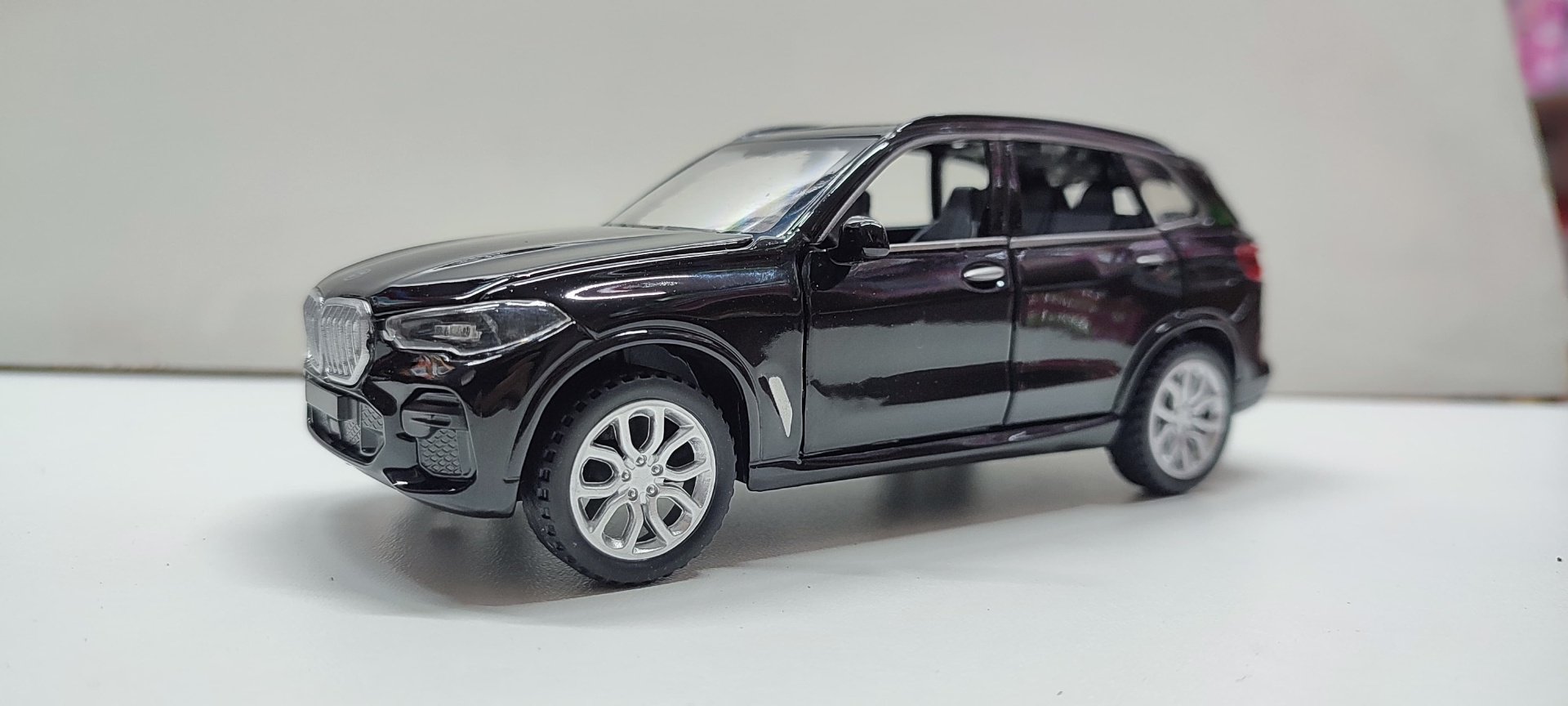 Легковая HY BMW X5 черный