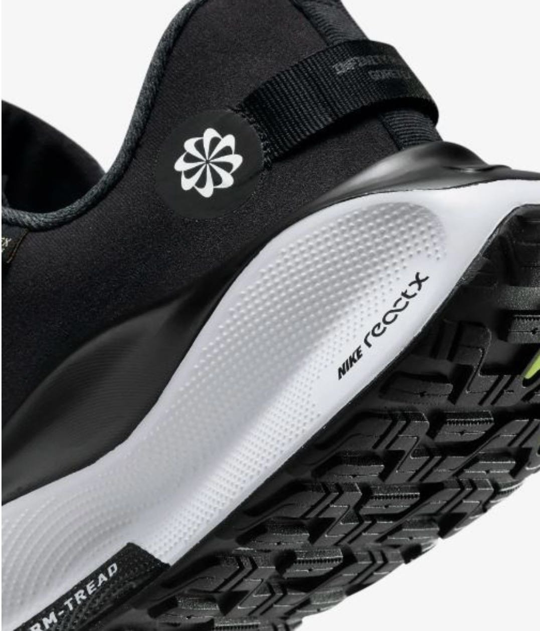 Кроссовки Nike Кроссовки Nike FB2204-300 белый, черный