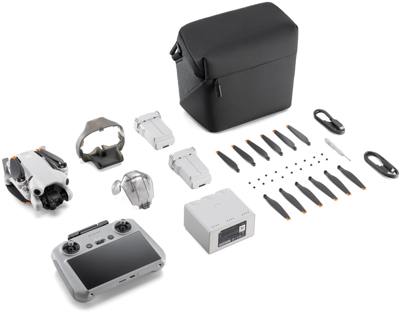 Дрон DJI Mini 4 Pro Fly More Combo Plus (DJI RC 2) белый