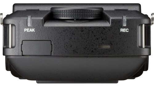 Bluetooth адаптер Tascam AK-BT1 серый - ForteMarket Bluetooth адаптер Tascam AK-BT1 серый купить,0