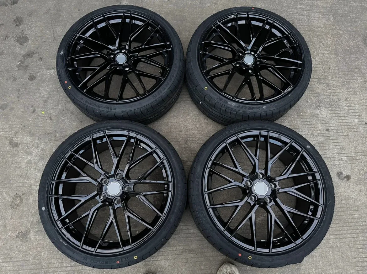Комплект дисков Титан 8x18/5x112 D57.1 ET36 4диска черный