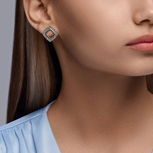 Серьги Diamant 94-120-01578-1 вес 3.91 г серебро, без вставок купить,NaN