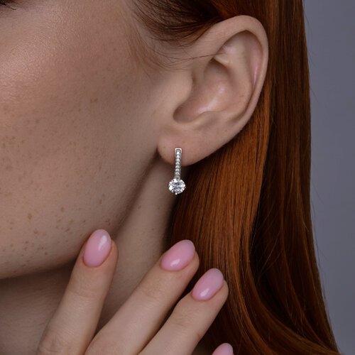 Серьги Diamant 94-120-02135-1 вес 3.17 г серебро, фианит купить,NaN