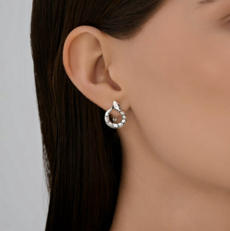 Серьги Diamant 95-120-02292-1 вес 2.9 г серебро, фианит купить,NaN