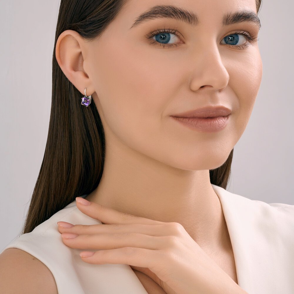 Серьги Diamant 94-120-02383-3 вес 3.075 г серебро, кристалл Swarovski купить,NaN