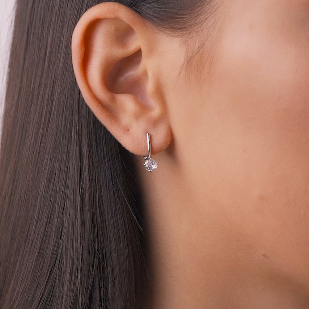 Серьги Diamant 94-120-01648-1 вес 2.22 г серебро, фианит купить,NaN