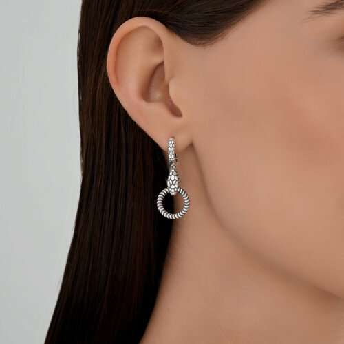 Серьги Diamant 95-121-02293-1 вес 5.25 г серебро, без вставок купить,NaN