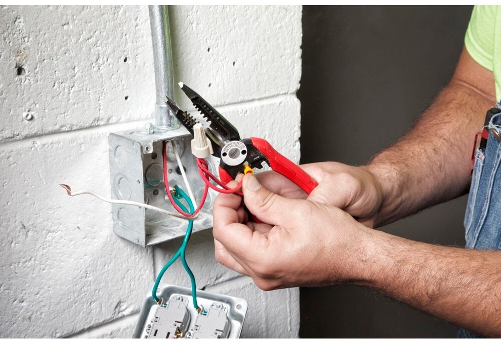 Комбинированные кусачки Milwaukee 230 мм. 4932478554 купить,NaN