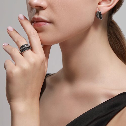 Серьги SOKOLOV 7020117-3_s вес 6.22 г золото, бриллиант купить,NaN