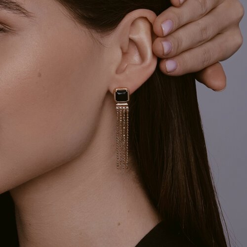 Серьги Diamant 93-321-02083-1 вес 4.62 г серебро, оникс, фианит купить,NaN