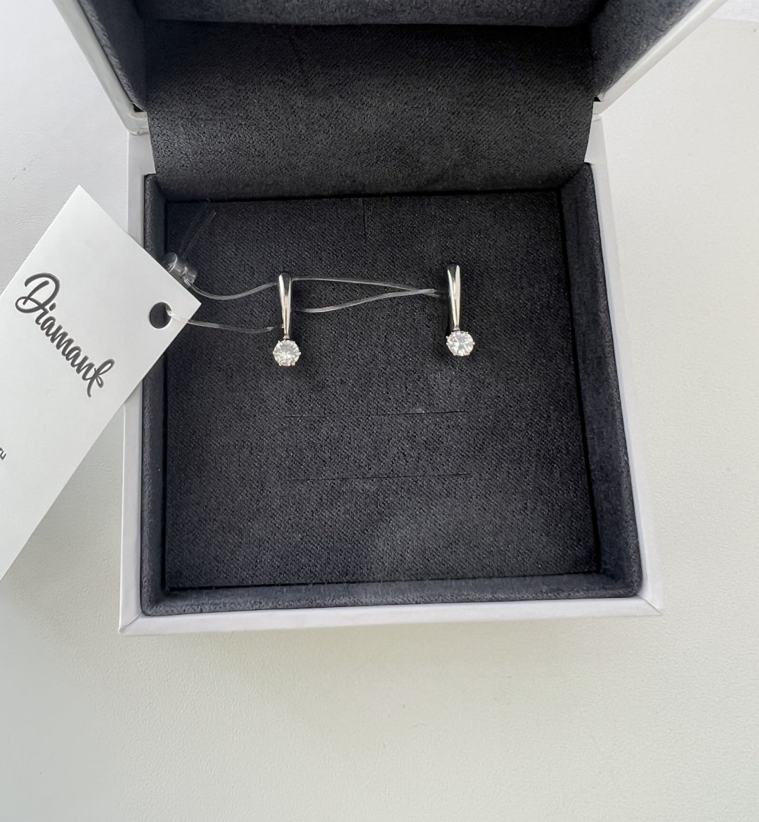 Серьги Diamant 94-120-01542-1 вес 1.99 г серебро, фианит купить,NaN