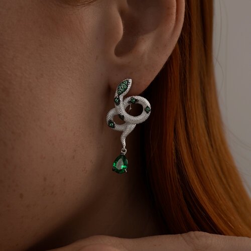 Серьги SOKOLOV 94026003 вес 6.52 г серебро, фианит купить,NaN