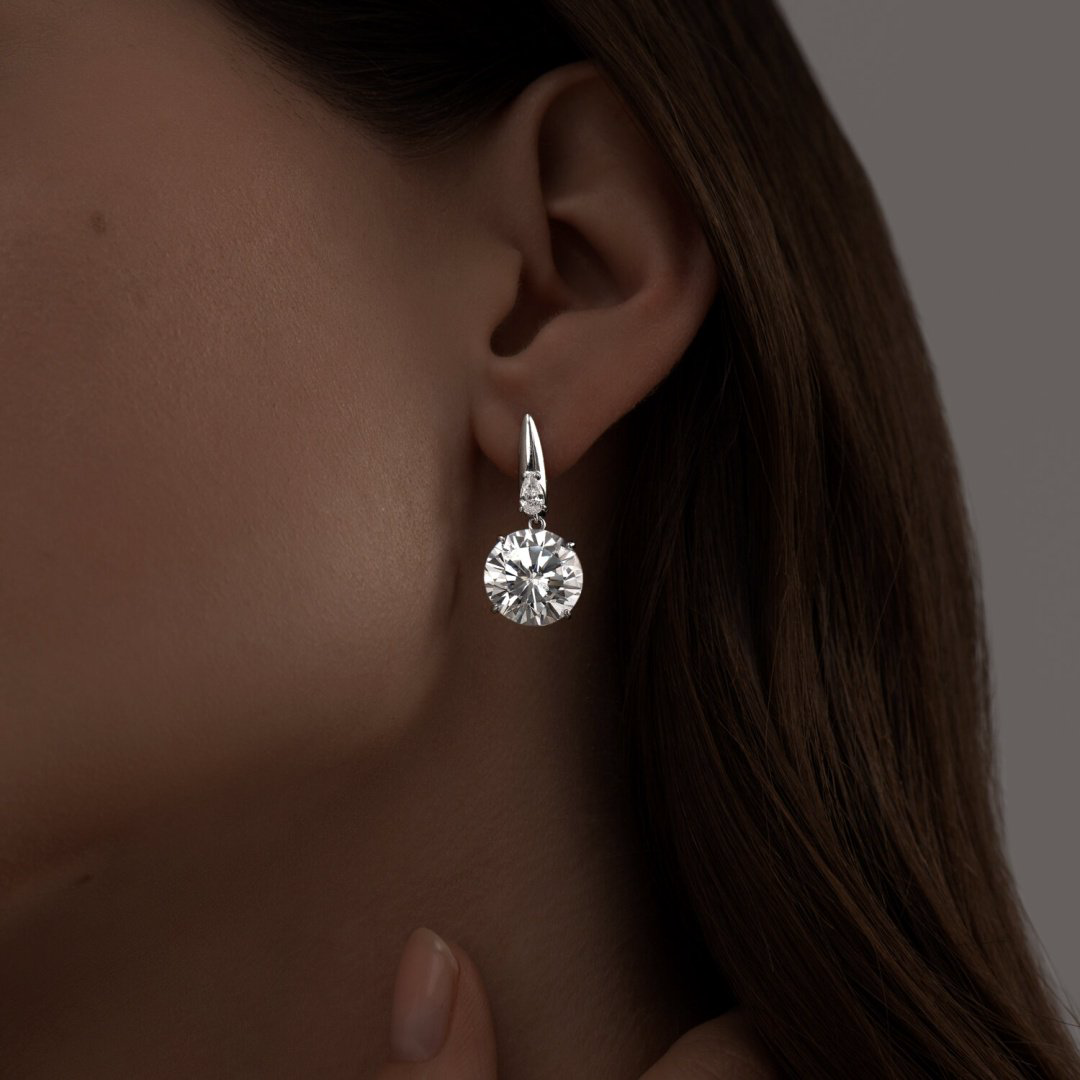 Серьги SOKOLOV 94022277 вес 6.85 г серебро, фианит купить,NaN