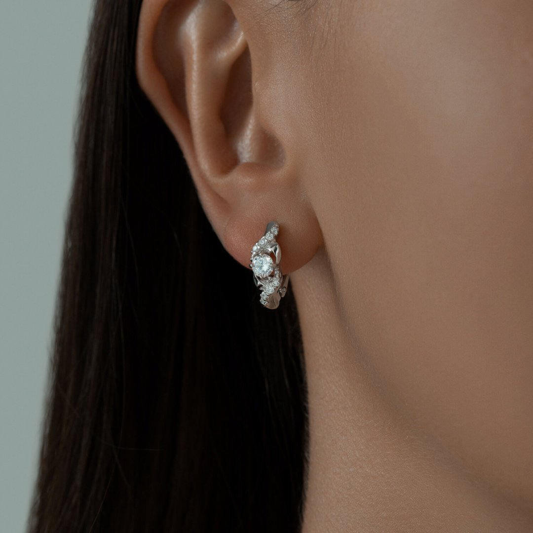 Серьги SOKOLOV 94022351 вес 2.19 г серебро, фианит купить,NaN